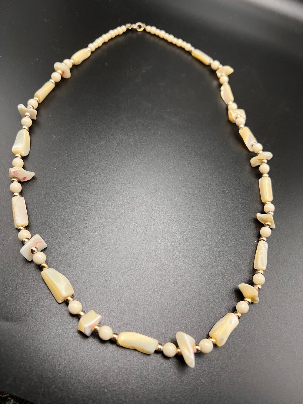 Vintage Mother of pearl shell necklace mix cut beads beachy Summer boho retro